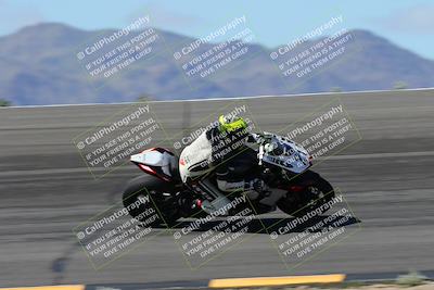 media/Apr-05-2024-Apex Assassins-CVMA Friday Practice (Fri) [[ee2ef04f2b]]/3-Racer 2/Session 3 (Bowl Speed Pans)/
